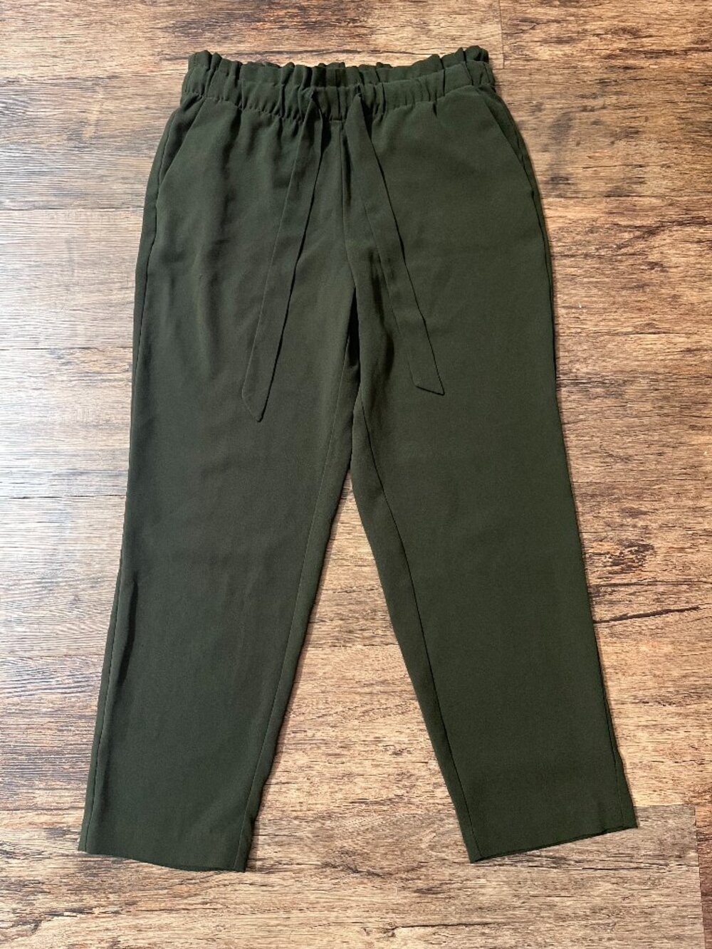LOFT Green Crop Pants - Women's S